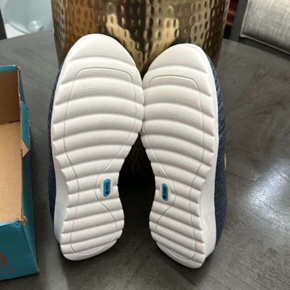 BZees Get Movin' Skimmer - Picture 3 of 10